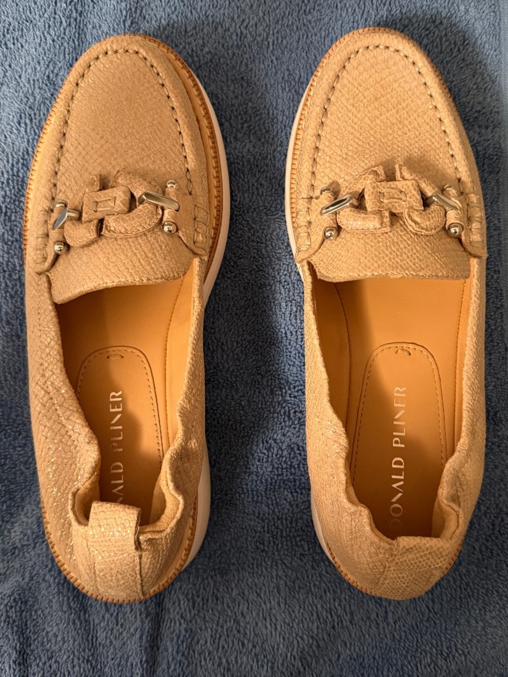 Donald Pliner LOMMA Loafers – Sand – Women’s Size 9M